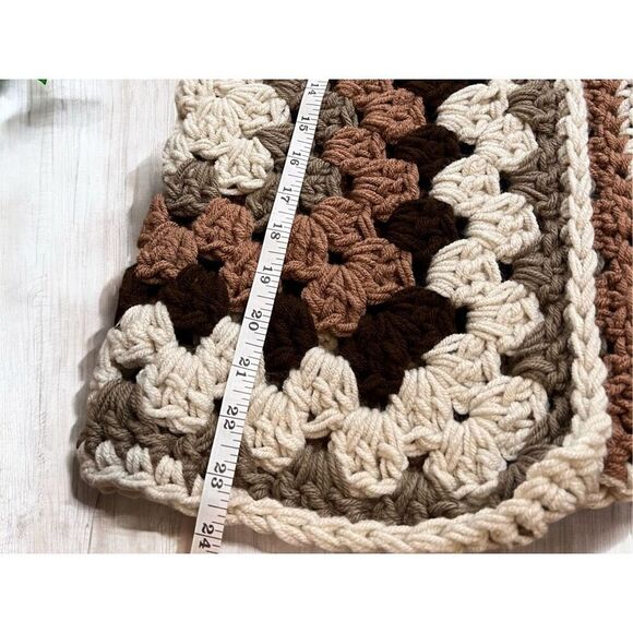 Handmade Crochet Granny Square Cardigan Neutral Brown - Picture 5 of 9